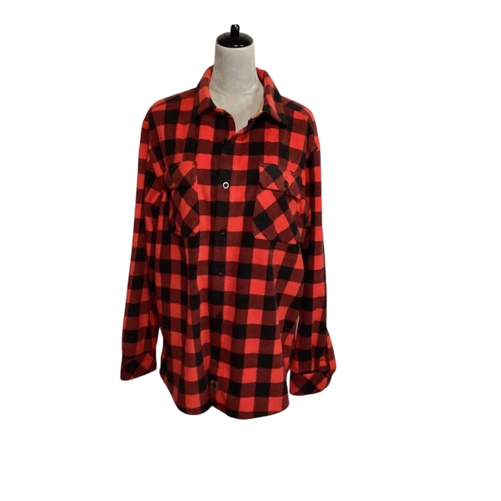 Legendary Whitetails Shirt Buffalo Plaid  Camp Outdoors Hunting Hiking Mens SZ L